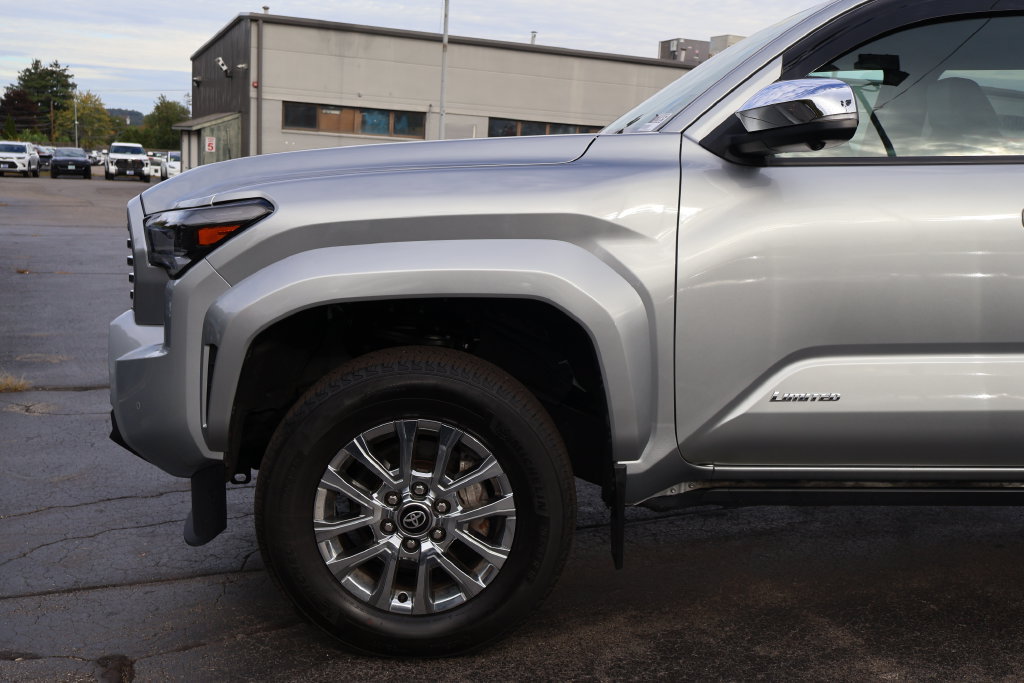 Certified 2025 Toyota Tacoma Limited AWD/4WD image 2