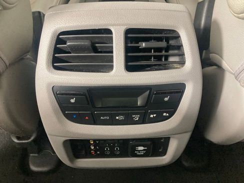 Used 2018 Honda Pilot Elite image 15