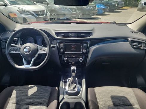 Used 2019 Nissan Rogue Sport SV w/ All-Weather Package AWD/4WD image 14