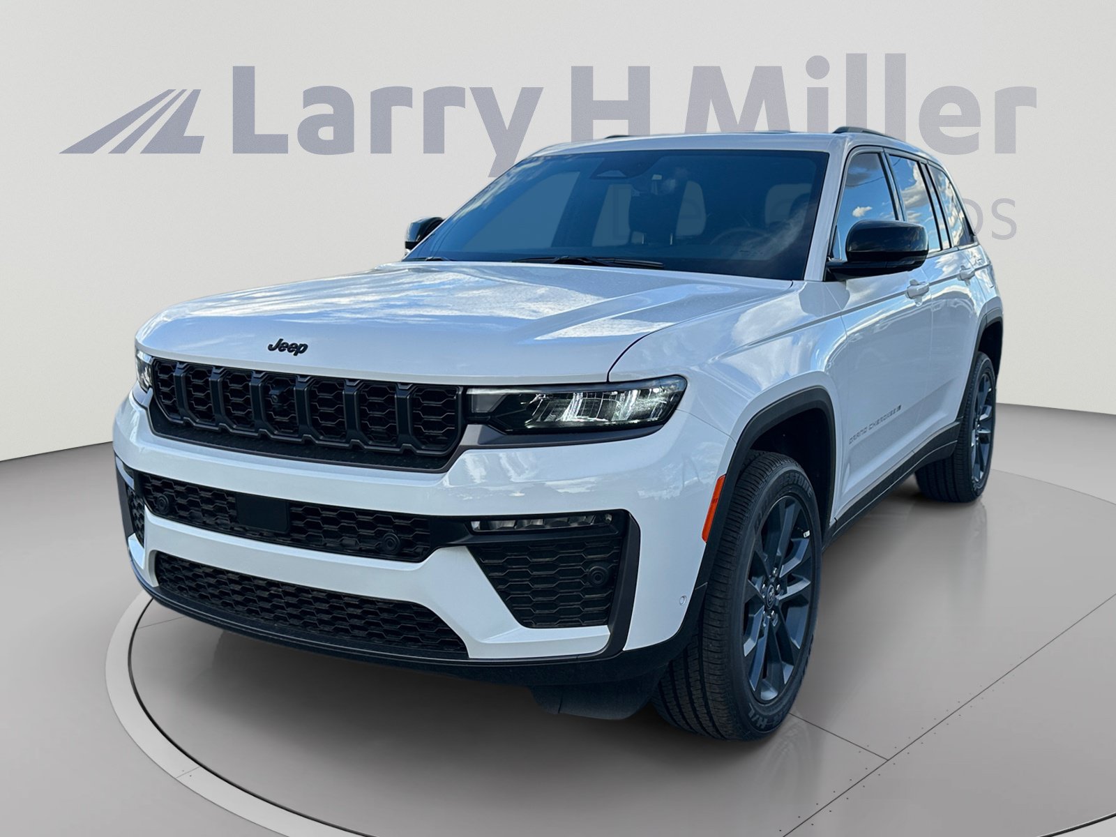 New 2026 Jeep Grand Cherokee Limited AWD/4WD image 1