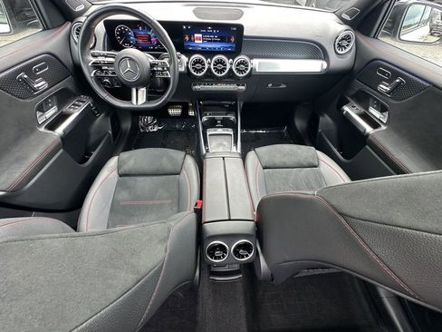 Certified 2025 Mercedes-Benz GLB 250 image 26