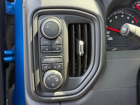 Used 2023 Chevrolet Silverado 1500 Custom Trail Boss AWD/4WD image 19