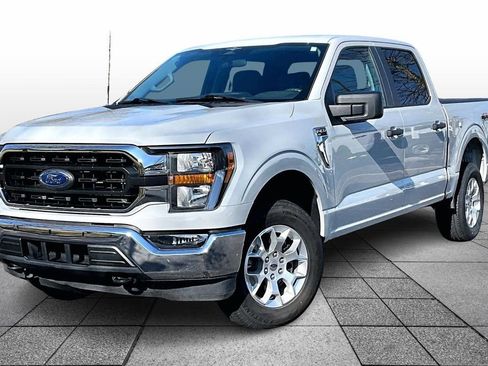 Used 2023 Ford F150 XLT image 3