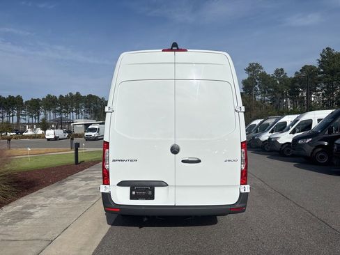 New 2026 Mercedes-Benz Sprinter 2500 image 4