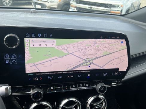 Used 2024 Chevrolet Blazer EV LT image 14