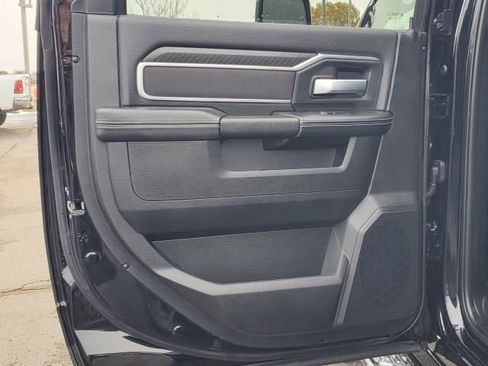 Used 2025 RAM 2500 Big Horn image 26