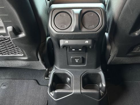 Used 2023 Jeep Gladiator Mojave w/ Cold Weather Group AWD/4WD image 33