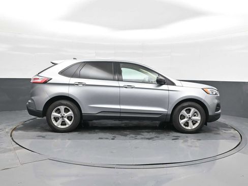 Used 2023 Ford Edge SE image 9