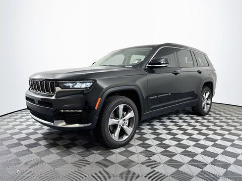 Used 2021 Jeep Grand Cherokee L Limited AWD/4WD image 2