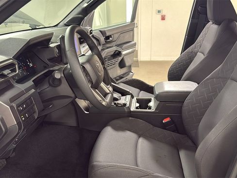 Certified 2025 Toyota Tacoma SR5 image 12