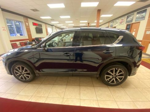 Used 2018 MAZDA CX-5 Grand Touring w/ Premium Package AWD/4WD image 2