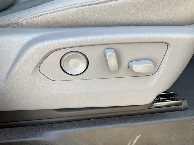 Used 2026 GMC Sierra 1500 SLT RWD image 20