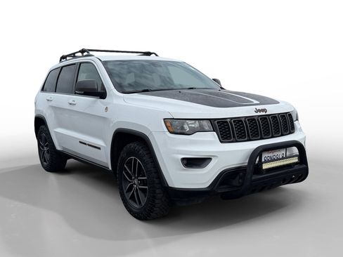 Used 2018 Jeep Grand Cherokee Trailhawk image 7