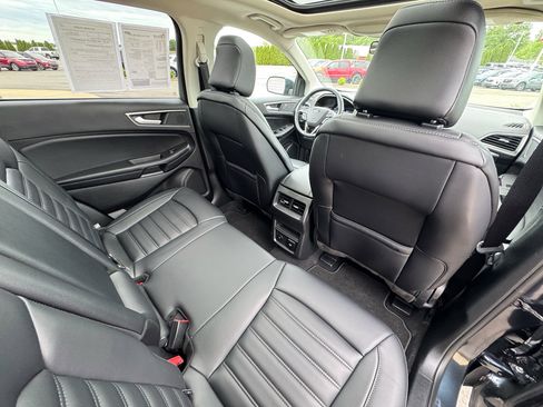 Used 2024 Ford Edge SEL w/ Convenience Package AWD/4WD image 17