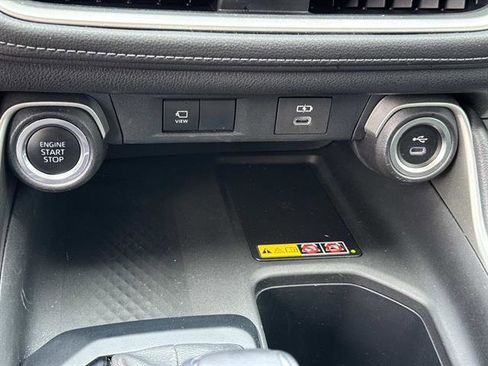 Used 2024 Toyota Grand Highlander AWD image 24