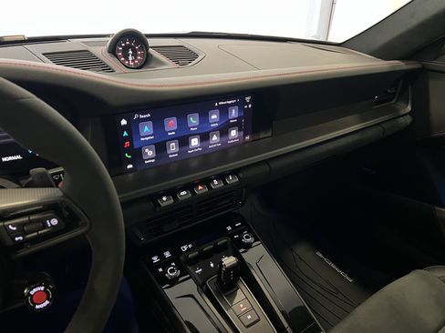 New 2026 Porsche 911 Carrera GTS image 17