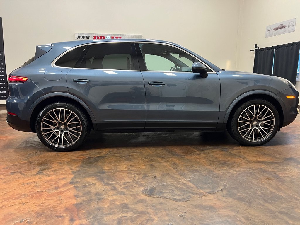 Used 2019 Porsche Cayenne S AWD/4WD image 10
