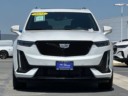 Used 2024 Cadillac XT6 Sport w/ LPO, Onyx Lite Package AWD/4WD image 8