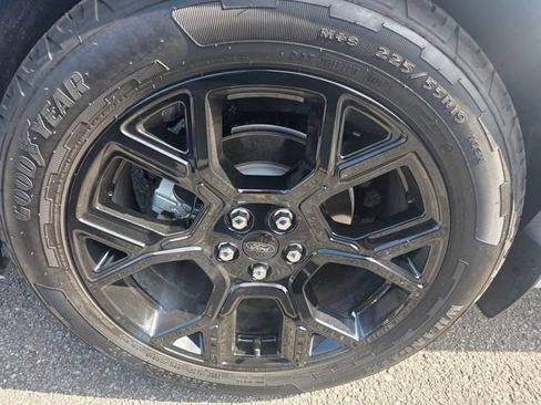 Used 2026 Ford Maverick Lobo AWD/4WD image 5