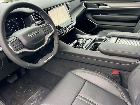 New 2026 Jeep Grand Wagoneer L Limited image 10