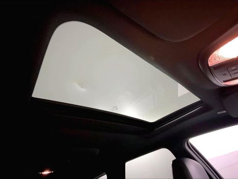 Used 2025 Dodge Durango GT image 29