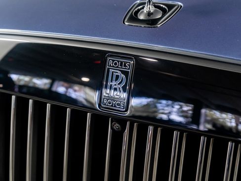 Used 2024 Rolls-Royce Ghost Black Badge w/ Black Badge Ghost Package image 23