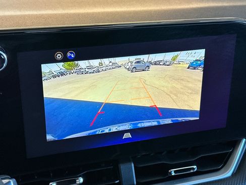 Used 2025 Chevrolet Equinox LT AWD/4WD image 20