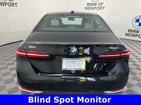 Certified 2025 BMW 530i xDrive image 7