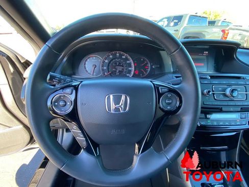 Used 2017 Honda Accord Sport image 32