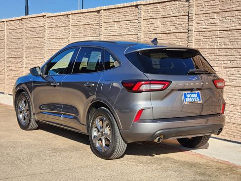 Used 2023 Ford Escape ST-Line w/ Cold Weather Package image 5