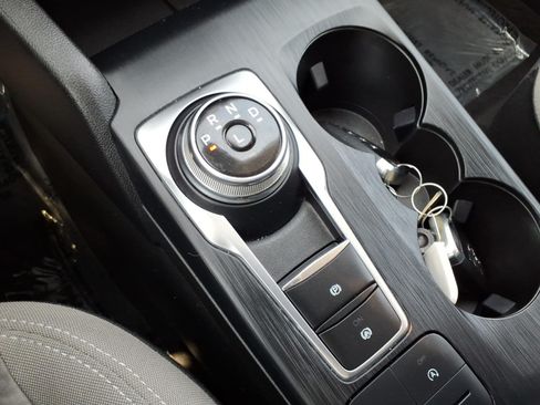 Certified 2022 Ford Escape SE w/ SE Sport Appearance Package FWD image 26