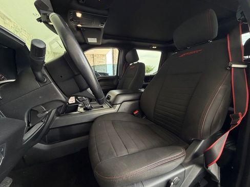 Used 2018 Ford F150 XLT w/ Equipment Group 302A Luxury AWD/4WD image 6