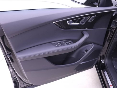 New 2026 Audi Q8 Premium Plus image 12