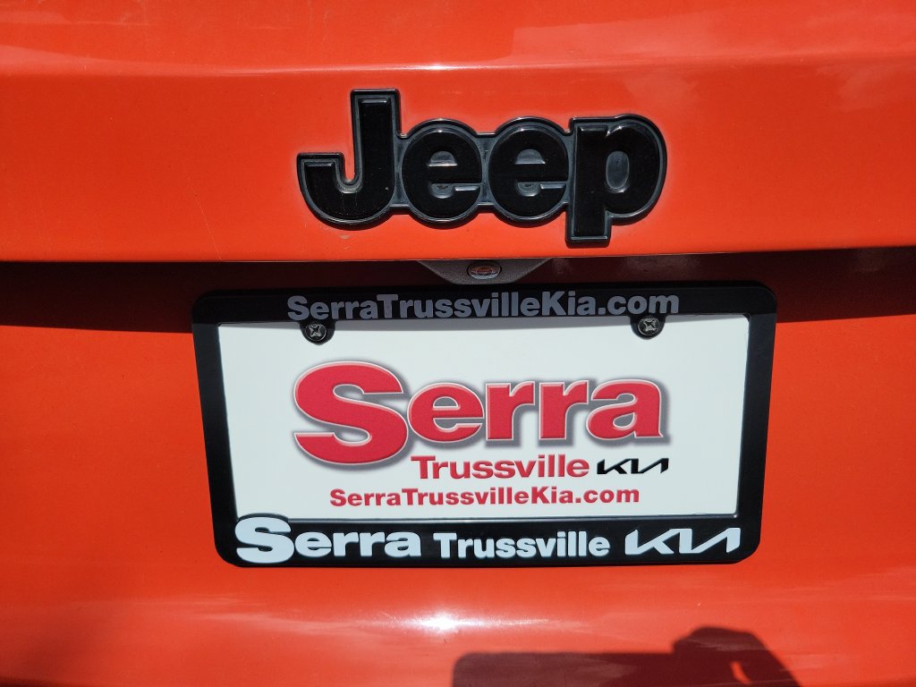 Used 2020 Jeep Renegade Altitude FWD image 28