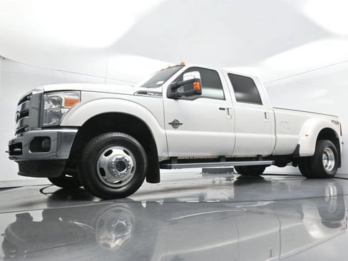 Used 2012 Ford F350 Lariat w/ Lariat Ultimate Pkg AWD/4WD image 46