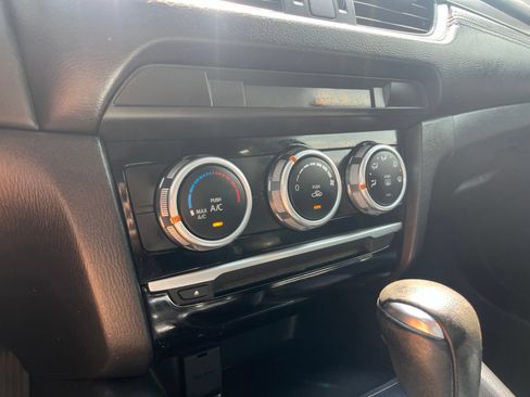 Used 2017 MAZDA MAZDA6 Sport FWD image 18
