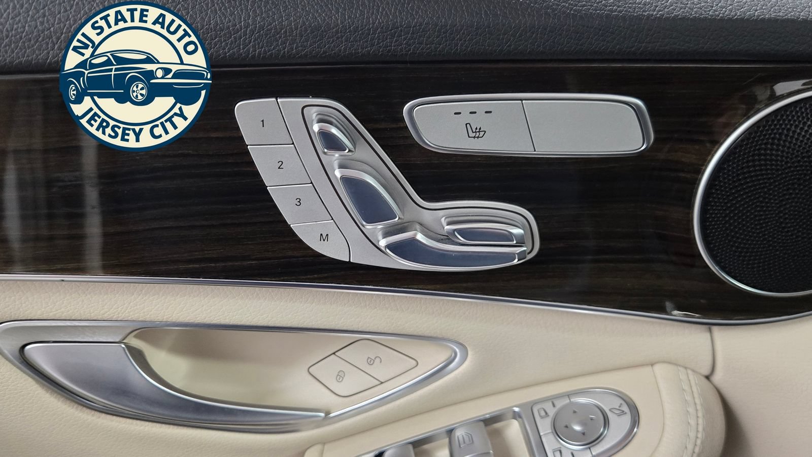 Used 2017 Mercedes-Benz C 300 4MATIC Sedan w/ Premium 1 Package image 21