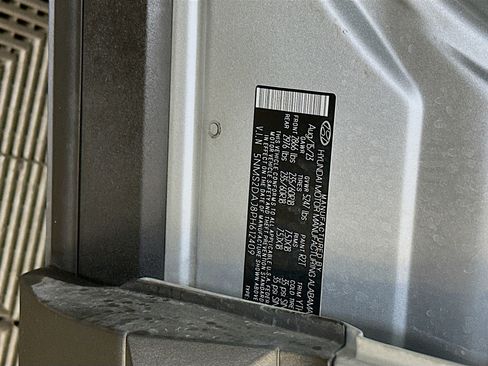 Used 2023 Hyundai Santa Fe SEL image 12