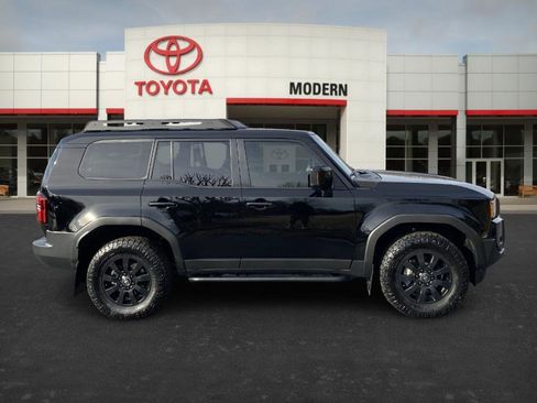 Certified 2024 Toyota Land Cruiser image 4