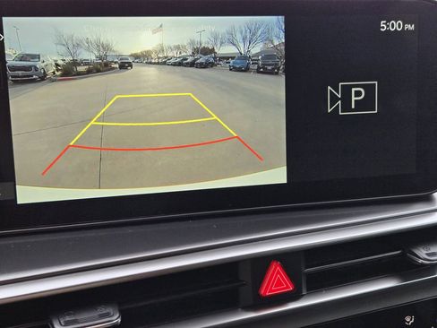 New 2025 Kia Sorento LX FWD image 15