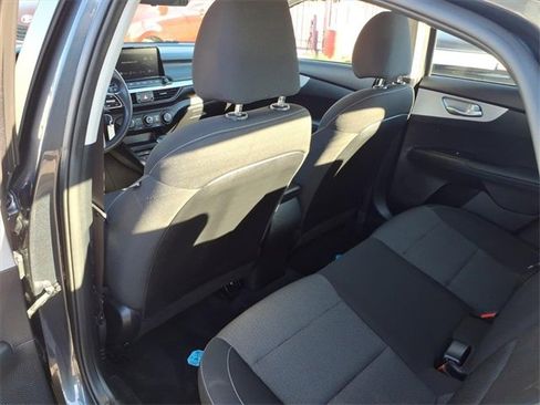 Used 2024 Kia Forte LXS image 9