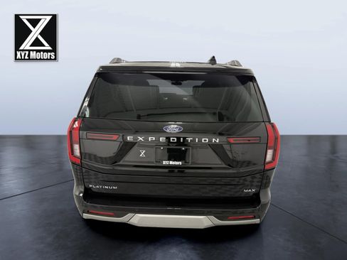 Used 2025 Ford Expedition Max Platinum AWD/4WD image 5