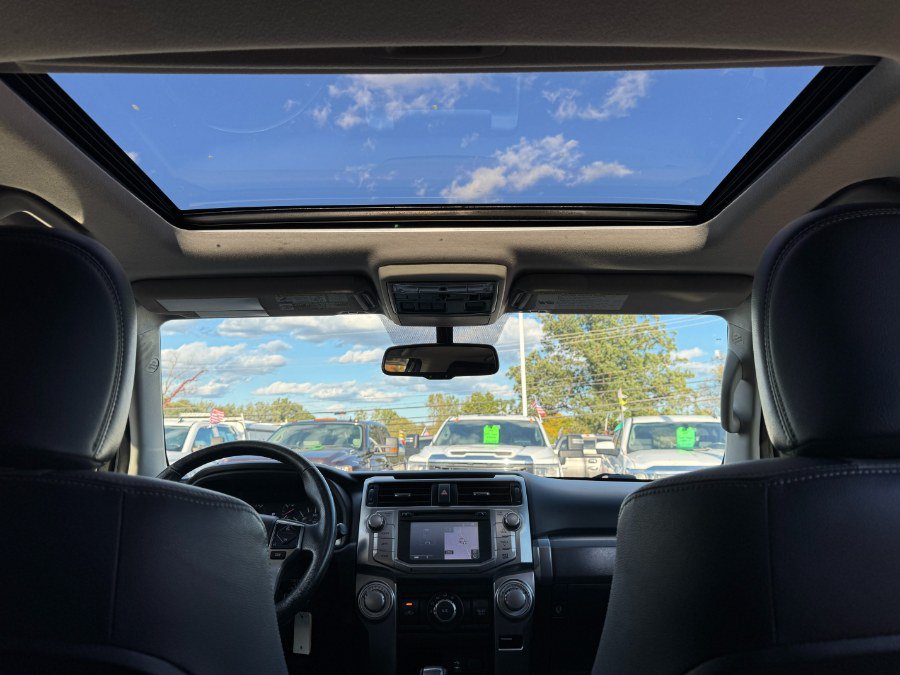 Used 2015 Toyota 4Runner 4WD image 22