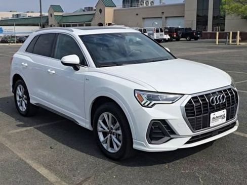 Used 2024 Audi Q3 2.0T Premium AWD/4WD image 3
