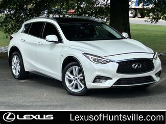Used 2018 INFINITI QX30 Premium w/ Navigation Package FWD video 1