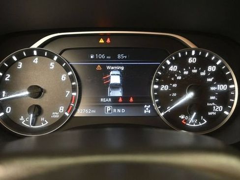 Used 2024 Nissan Frontier SV AWD/4WD image 12