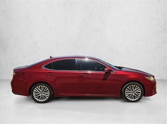 Used 2013 Lexus ES 350 w/ Luxury Pkg FWD video 4
