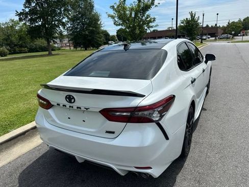 Used 2022 Toyota Camry XSE FWD image 20