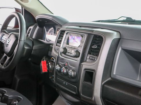 Used 2014 RAM 1500 Express image 27