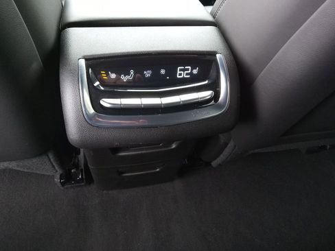 Used 2025 Cadillac XT6 Premium Luxury w/ Platinum Package image 26